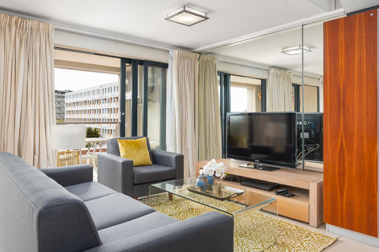 Rockwell Apartment *