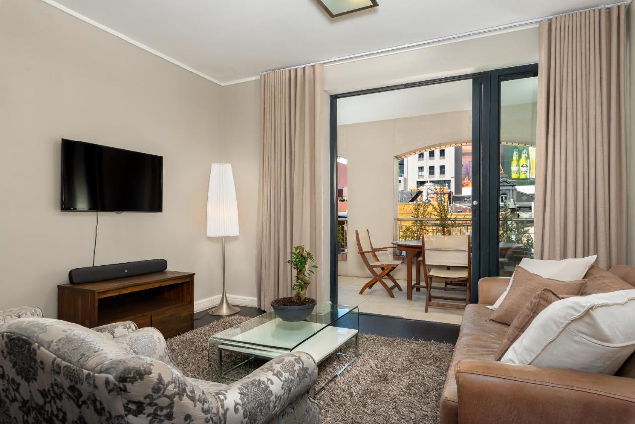 Apartment Rockwell